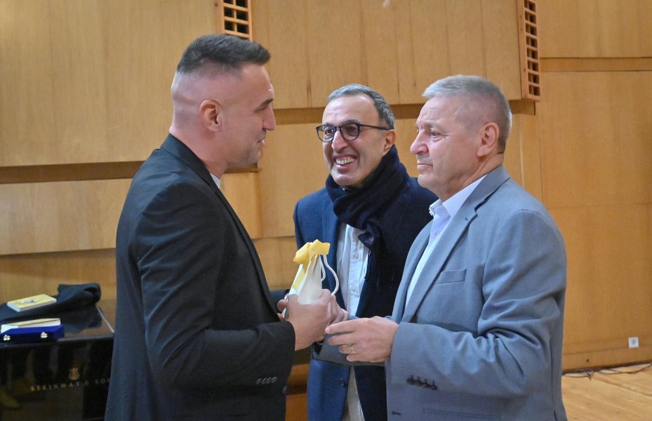 Представяне на автобиографията на Петър Зехтински1