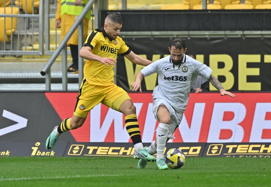 Ботев Пловдив Славия1