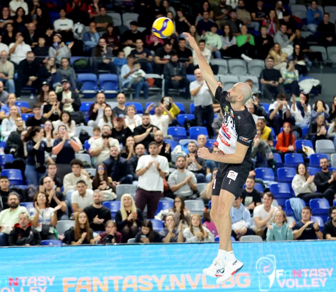 Матей Казийски и Локомотив Авиа Нефтохимик1