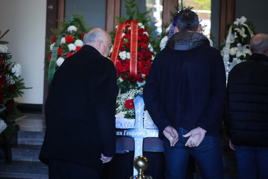 Иван Зафиров поклонение1