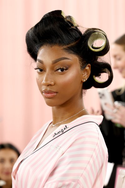 Ейнджъл Рийс1