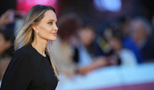 „Не разпознавам страната си“: Анджелина Джоли напуска САЩ през юли