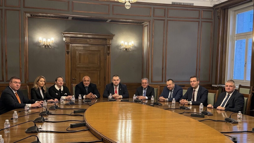 "ДСП-Ново начало" ще продължи да подкрепя кабинета, но отказва участие в него