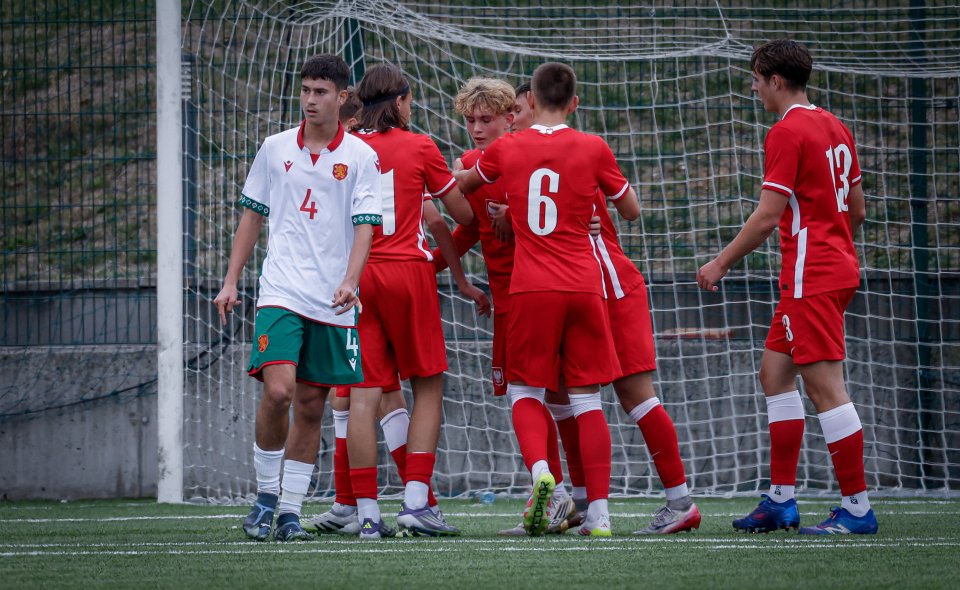 България Полша U151
