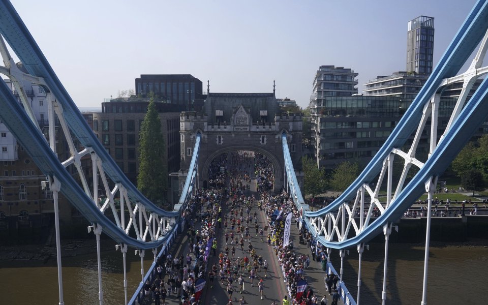 Рекорд: нов финансов връх на маратона в Лондон