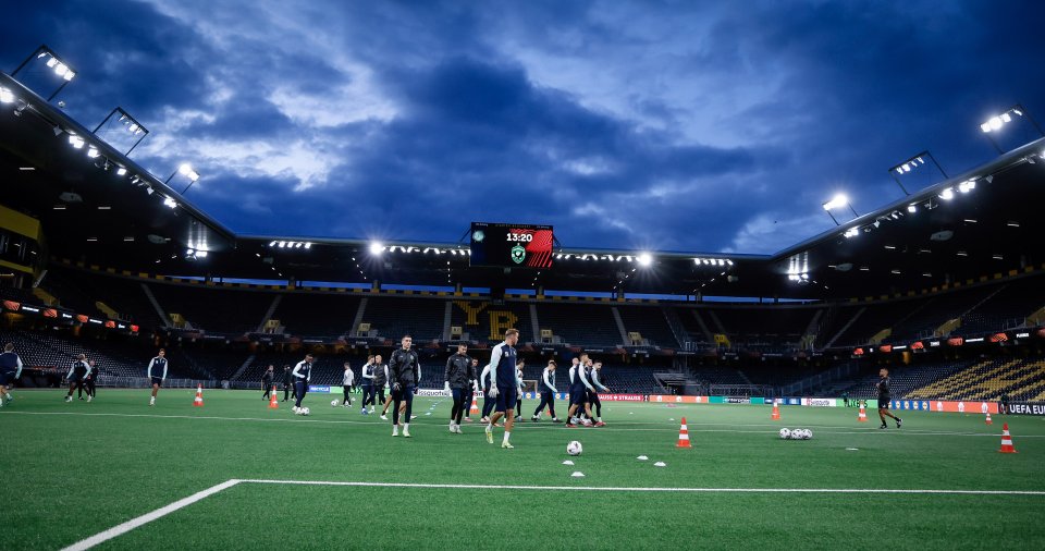 Тренировка на Лудогорец в Берн преди мача с Йънг Бойс1