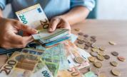 Заплащането по еднодневни договори вече ще е в евро