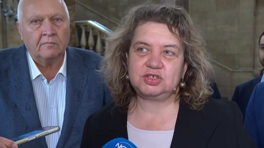 Киселова: Решенията за ротацията на председателя на НС ще се вземат колективно