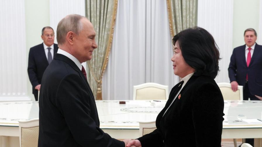 Путин: Всичко със Северна Корея върви по план