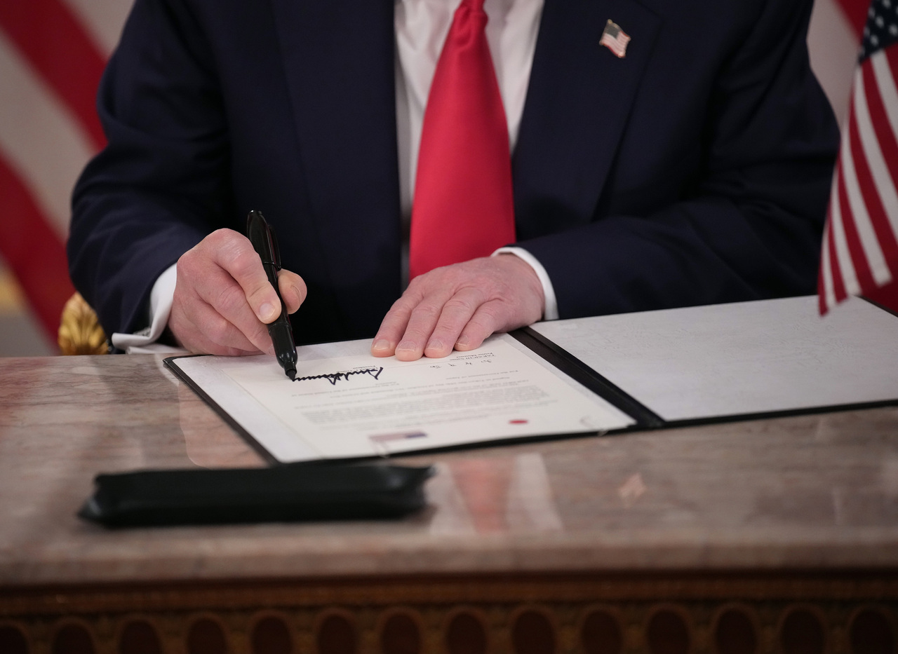 <p>Американският президент Доналд Тръмп се срещна в Токио с японската премиерка Санае Такаичи.</p>