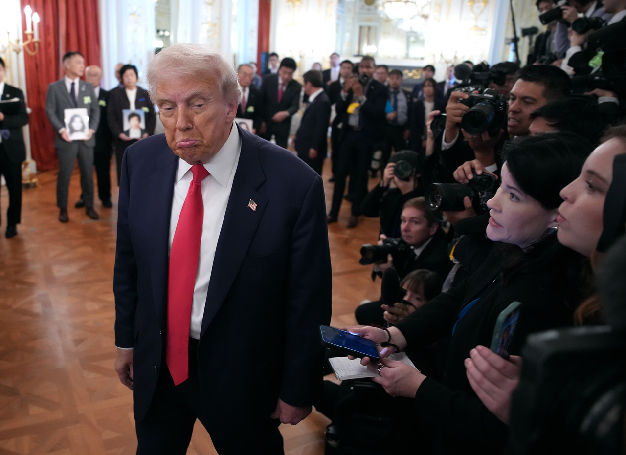 <p>Американският президент Доналд Тръмп се срещна в Токио с японската премиерка Санае Такаичи.</p>