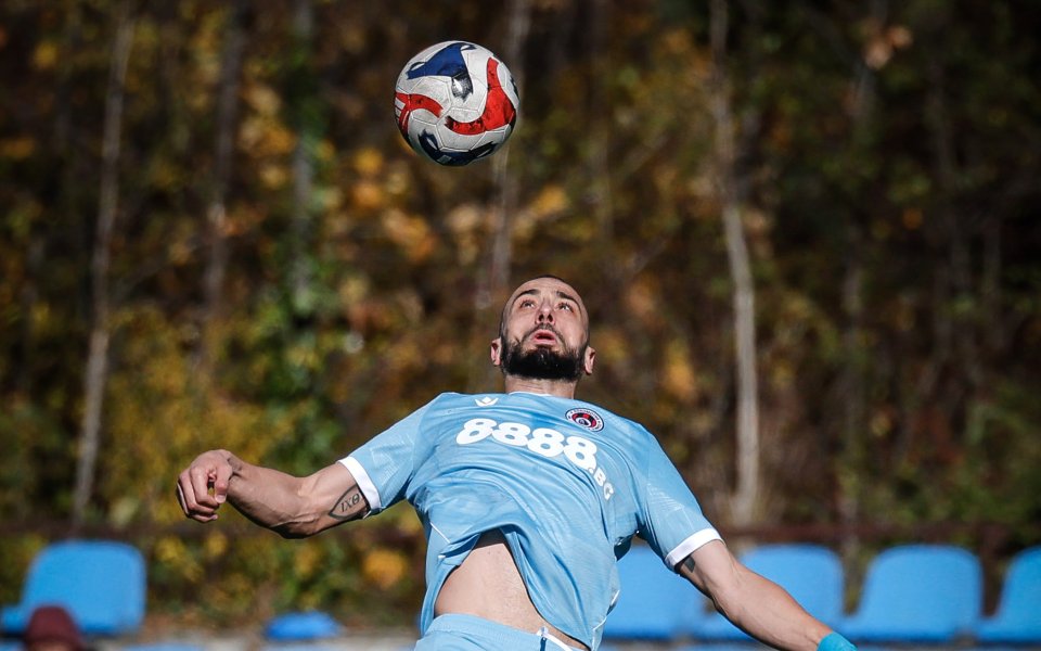 Рилски спортист ще играе пет контроли