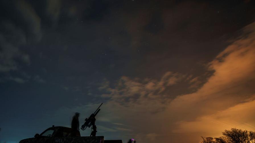 Руска атака остави без ток близо 27 000 домакинства в Украйна