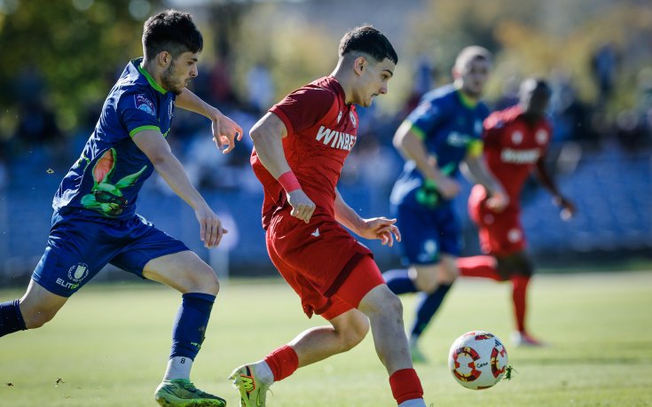 В СНИМКИ: Трудната победа на ЦСКА срещу Севлиево край река Росица