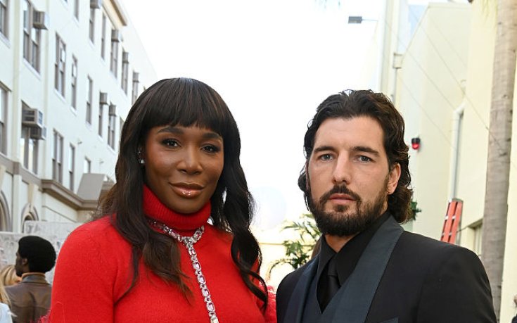 Серина подари яхта на сестра си Винъс