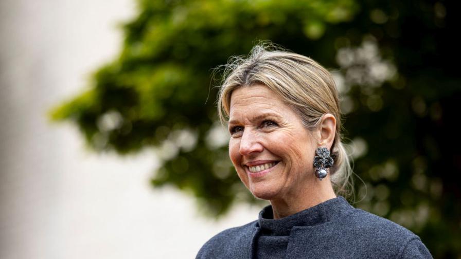 Неузнаваема! Кралица Максима на Нидерландия в боен камуфлаж на фронта (СНИМКИ)