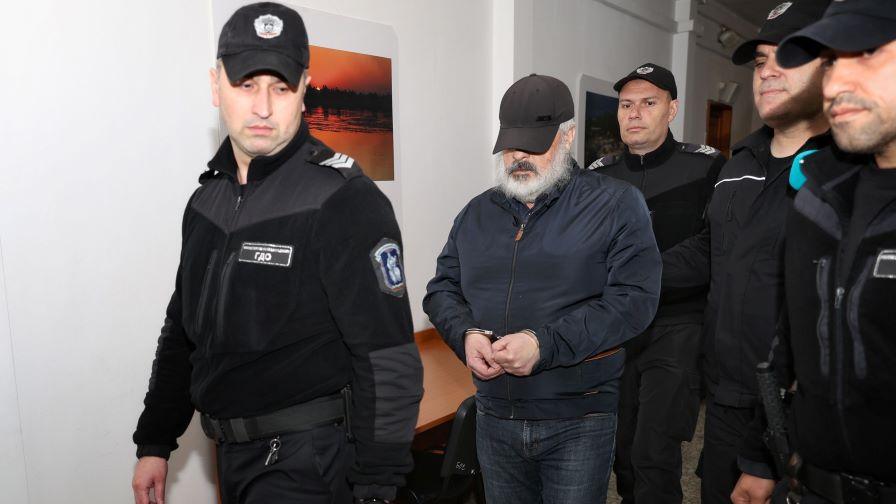 <p>Доживотен затвор за двойния убиец с „Макаров“ в Бургас</p>