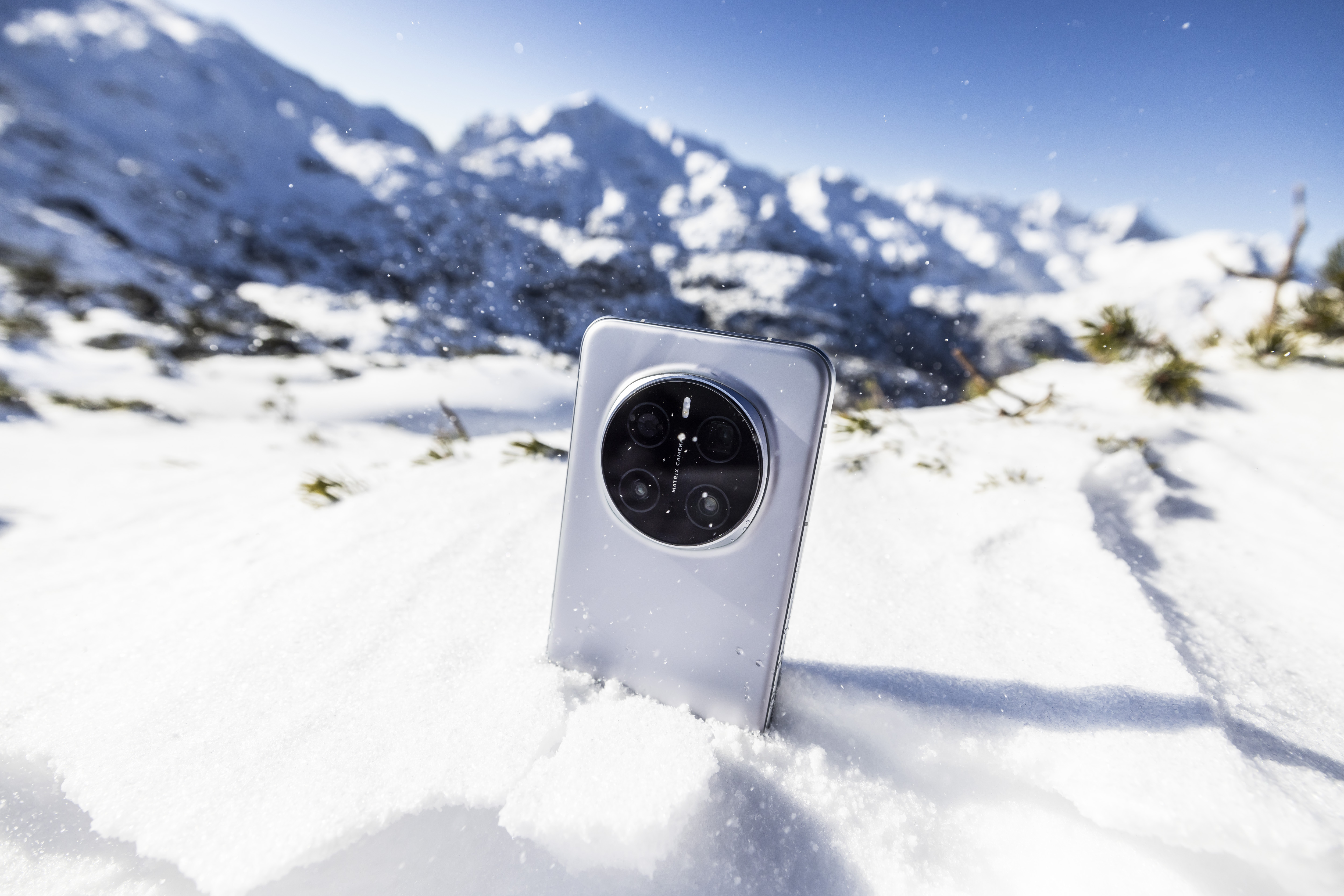 Honor пуска  MagicOS 10 като саморазвиваща се ОС с AI