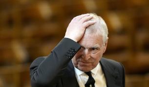 Просто Андрю - от 31 октомври 2025 г. принц Андрю вече е само Андрю Маунтбатън Уиндзор