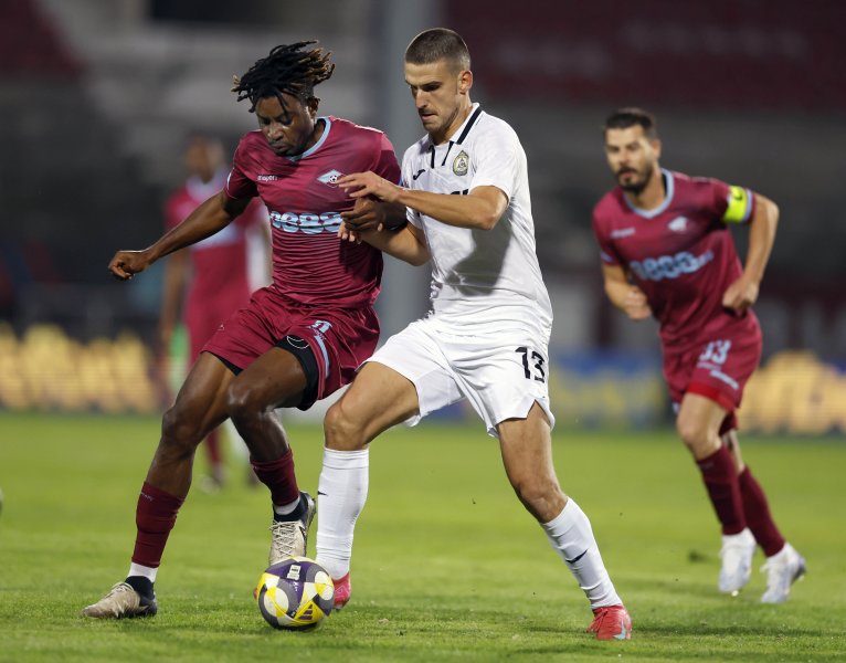 септември славия1