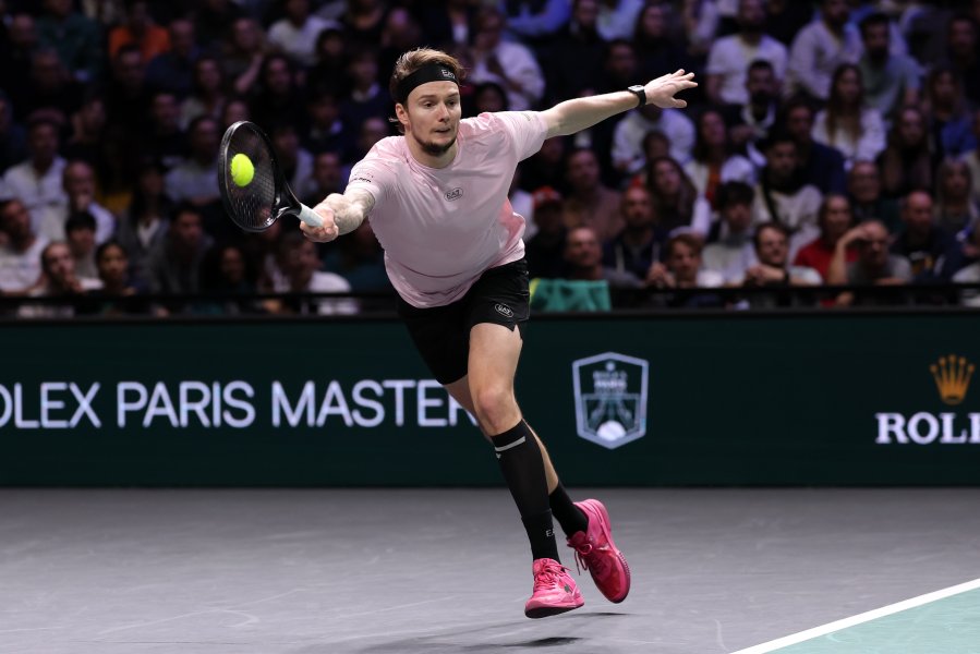 Феликс Оже Алиасим Александър Бублик1