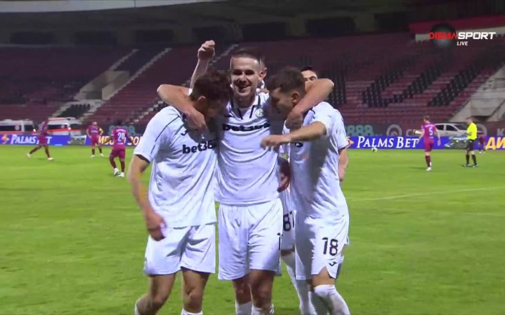 Илиян Стефанов разпечата вратата на Септември с първия си гол за Славия (видео)