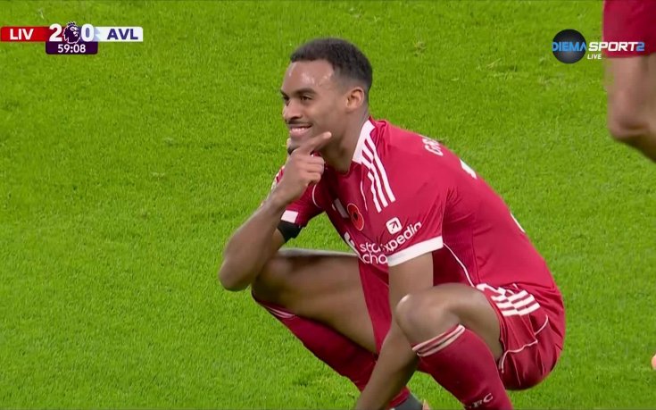 Райън Гравенберх удвои преднината на Ливърпул срещу Астън Вила