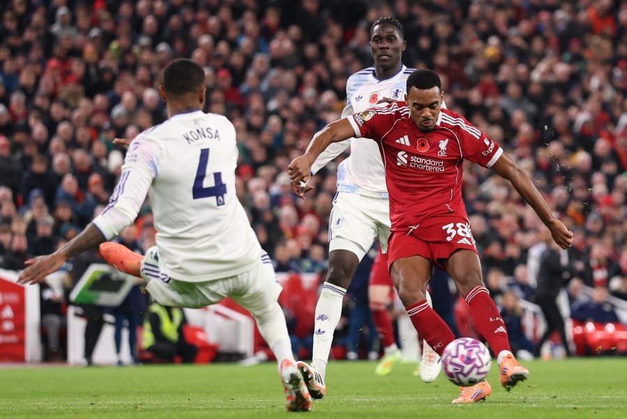 Ливърпул Астън Вила1