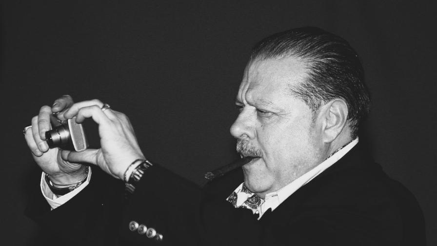 "Нестандартен бохем с хаплив хумор": Изпратихме Иван Тенев в последния му път