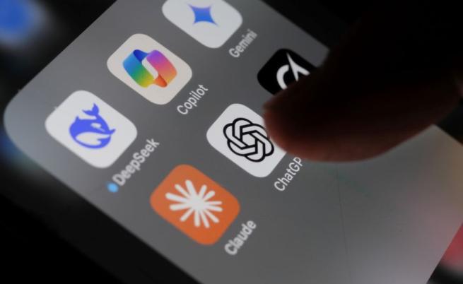 ЕС не може да реши какво да прави с ChatGPT