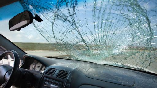 Тежка катастрофа във Велинград: Трима са в болница, шофьор отказа проба за алкохол и дрога