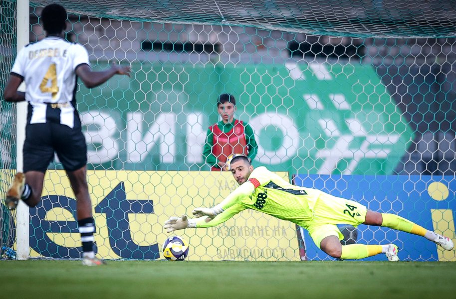 Берое Локомотив София1