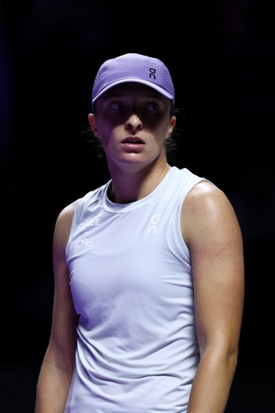 Ига Швьонтек Елена Рибакина1