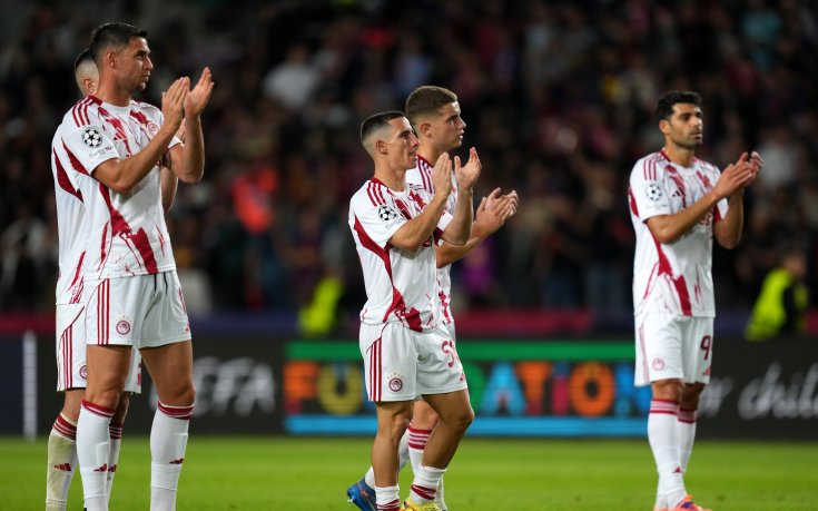 ПСВ Айндховен измъкна точка след късна драма срещу Олимпиакос