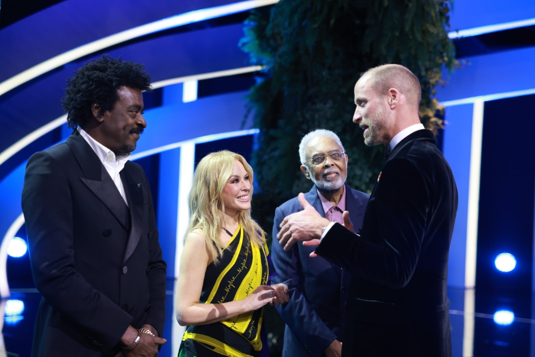 <p>Принцът на Уелс обяви петимата носители на тазгодишната награда за опазване на околната среда Earthshot, наричайки ги &bdquo;вдъхновение, което ни дава кураж&ldquo;.</p>