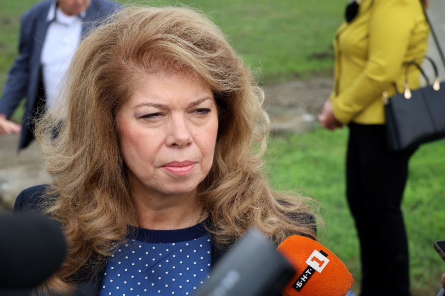 Йотова: Ако загубим "Лукойл", България ще се окаже в изключително трудна ситуация