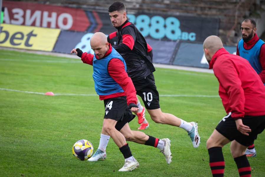 Локомотив София Ботев Враца1