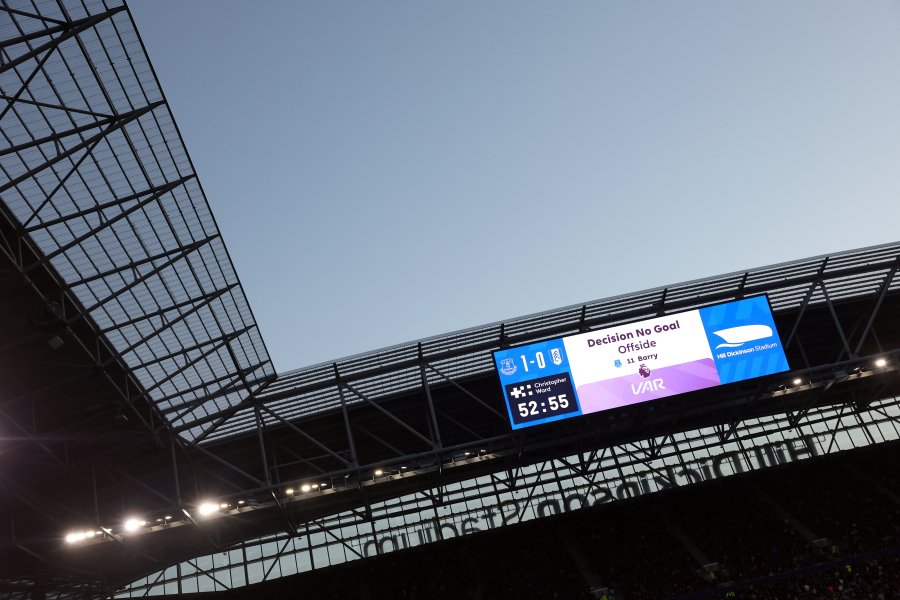 Евертън Фулъм1