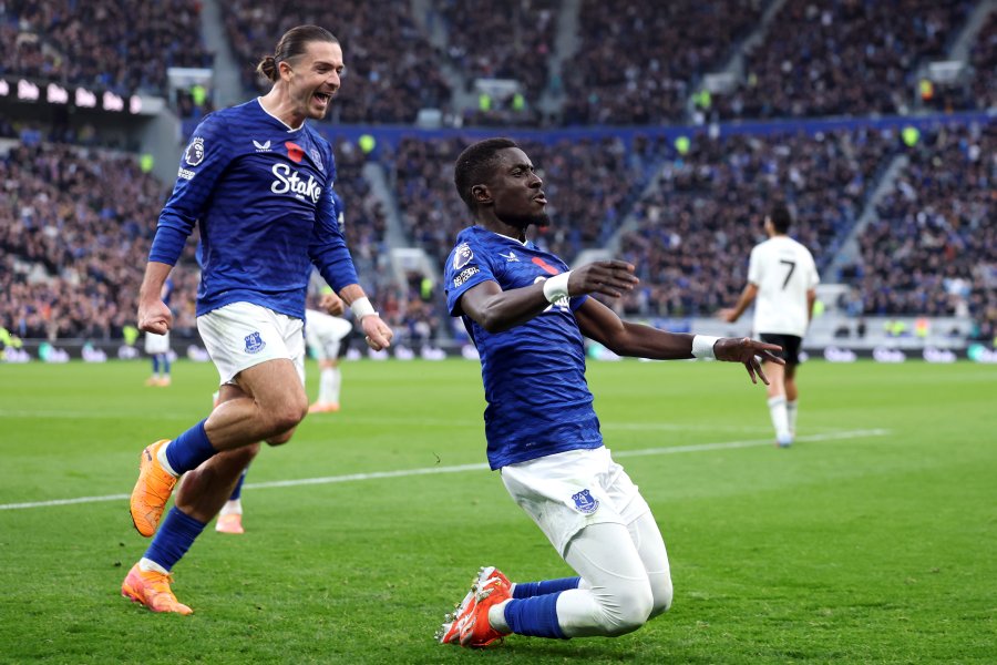 Евертън Фулъм1