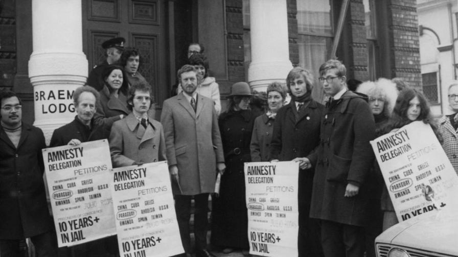 Почина Антъни Грей – журналистът, издържал две години в китайски плен