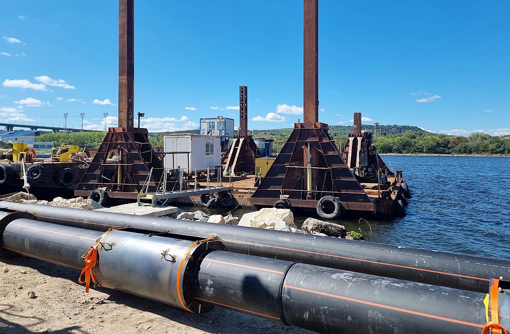 Тръбопровод аварира отново под Варненското езеро