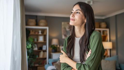 „Когато някой не може да излезе от главата ти“: Защо постоянно мислим за определени хора