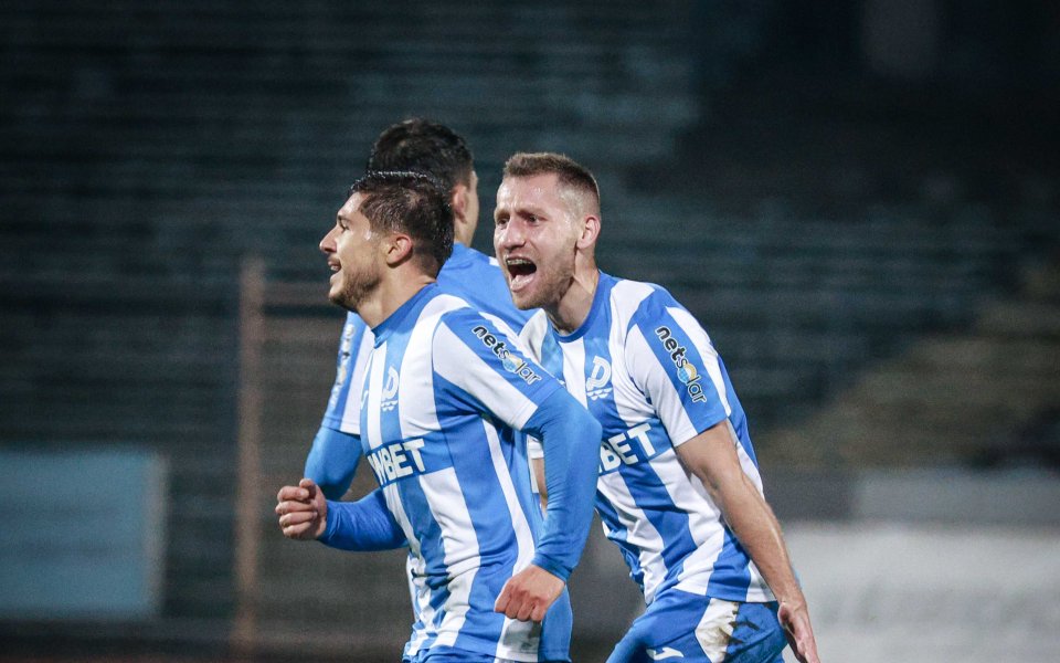 Дунав взе дербито на върха в Mr Bit Втора лига и направи важна крачка към елита