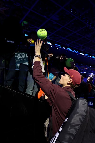 Яник Синер Феликс Оже Алиасим1