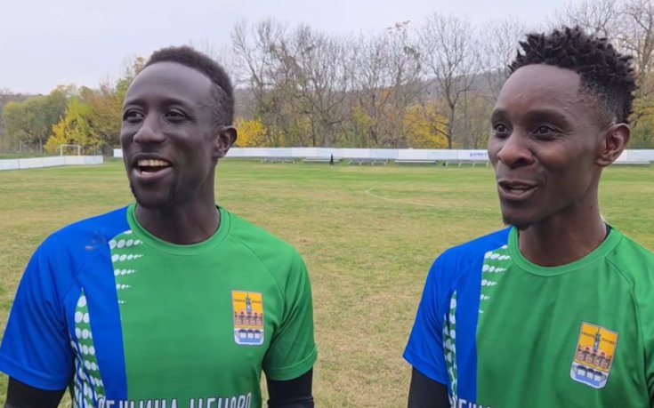 Двама футболисти от Уганда станаха хит в Русе (видео)