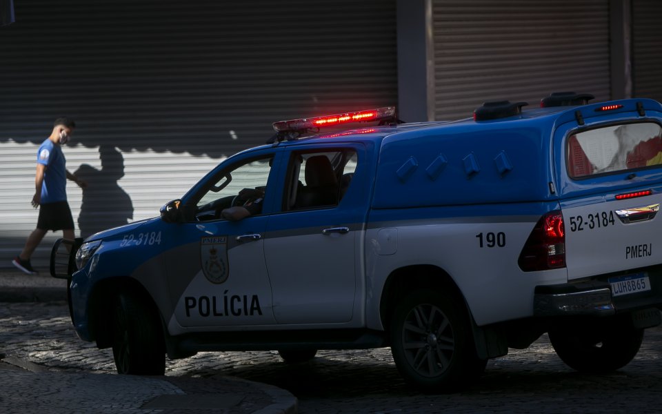 Бразилски футболист бе застрелян от брат си