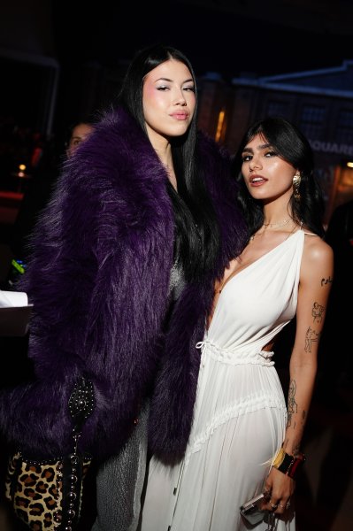 Миа Халифа1