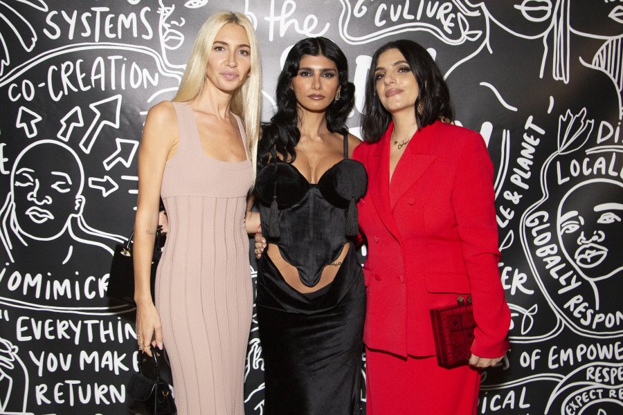 Миа Халифа1