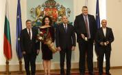 Радев удостои с Почетния знак на президента изявени български спортисти (СНИМКИ)