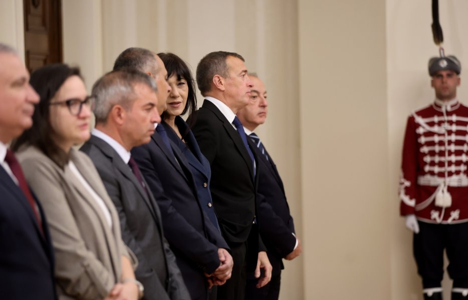 Президентът Румен Радев награди с Почетен знак изявени спортисти1